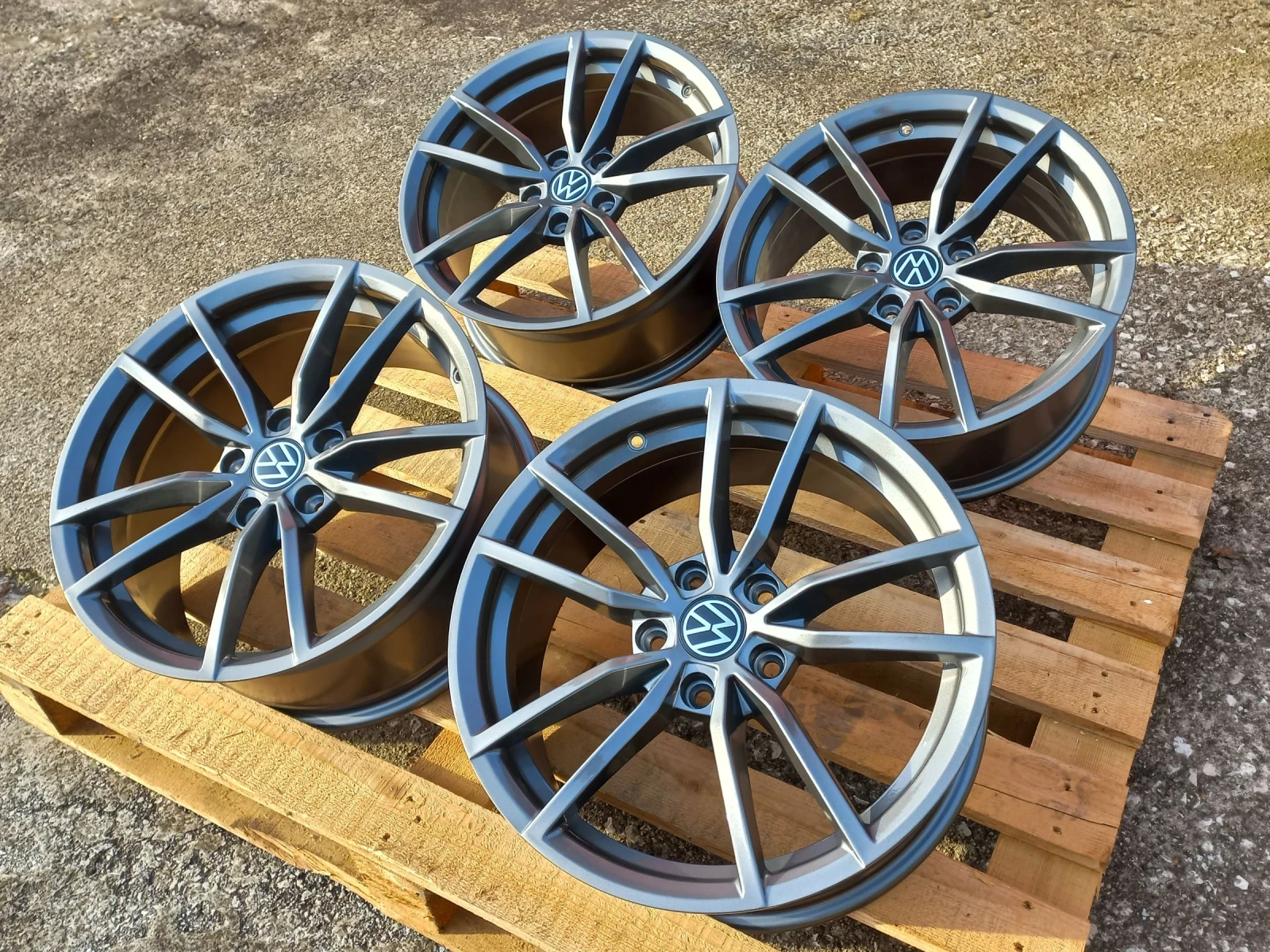 Джанти за VW, снимка 9 - Гуми и джанти - 54287501