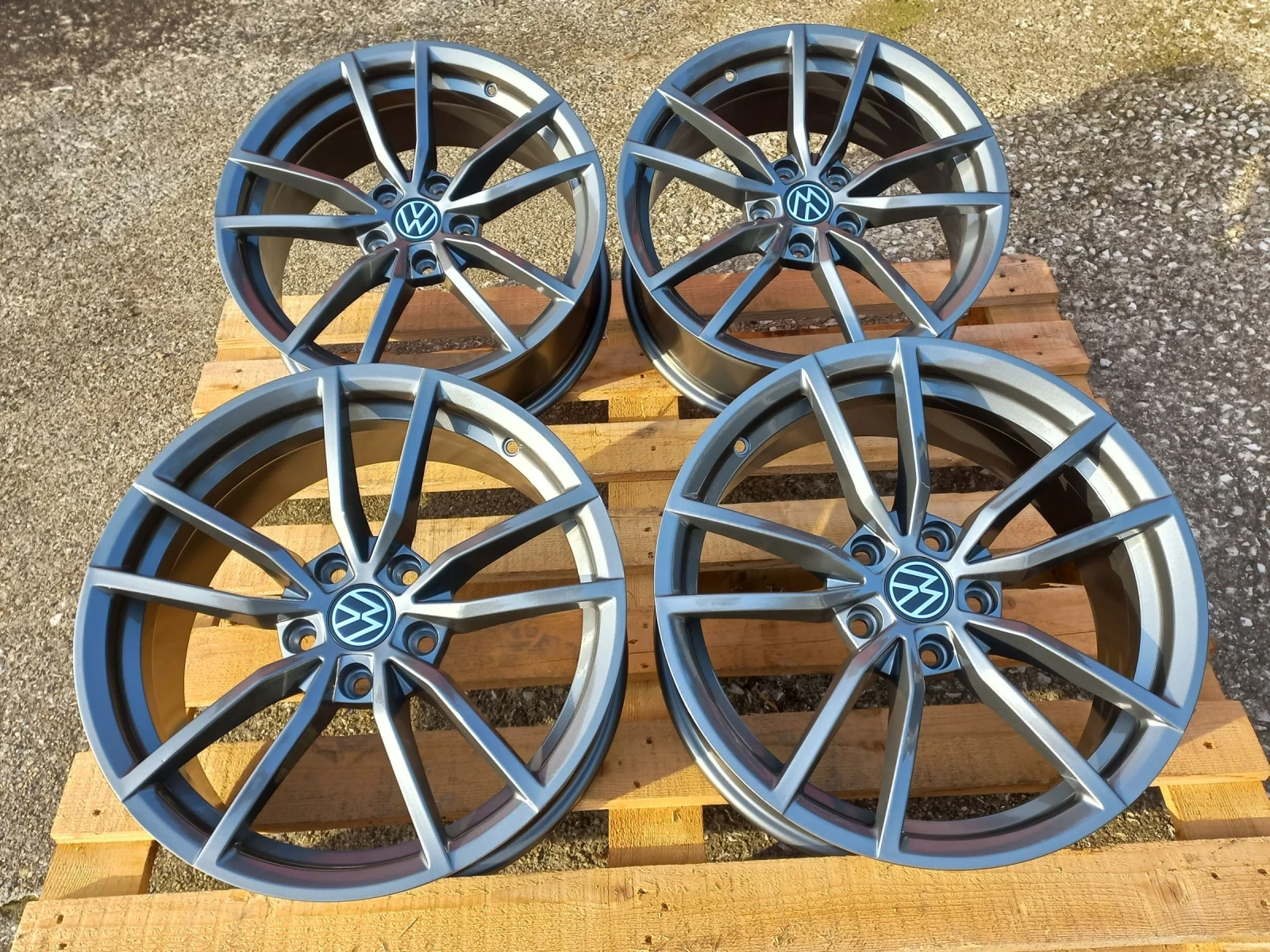 Джанти за VW, снимка 5 - Гуми и джанти - 54287501