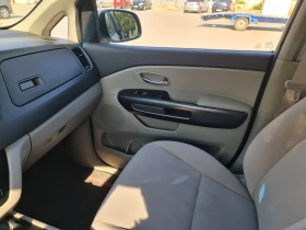Kia Sedona 3.3 GDI/ГАЗ 7 местна, снимка 11