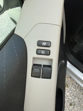 Toyota Yaris 1.4 d4d NAVI- ОТЛИЧНО СЪСТОЯНИЕ, снимка 15