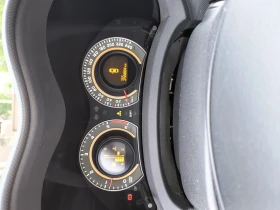 Toyota Auris 1.4D4D 90 k.с., снимка 8