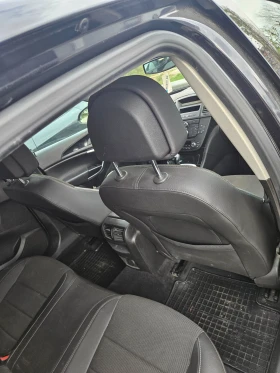 Opel Insignia 1.8 ГАЗ, снимка 12