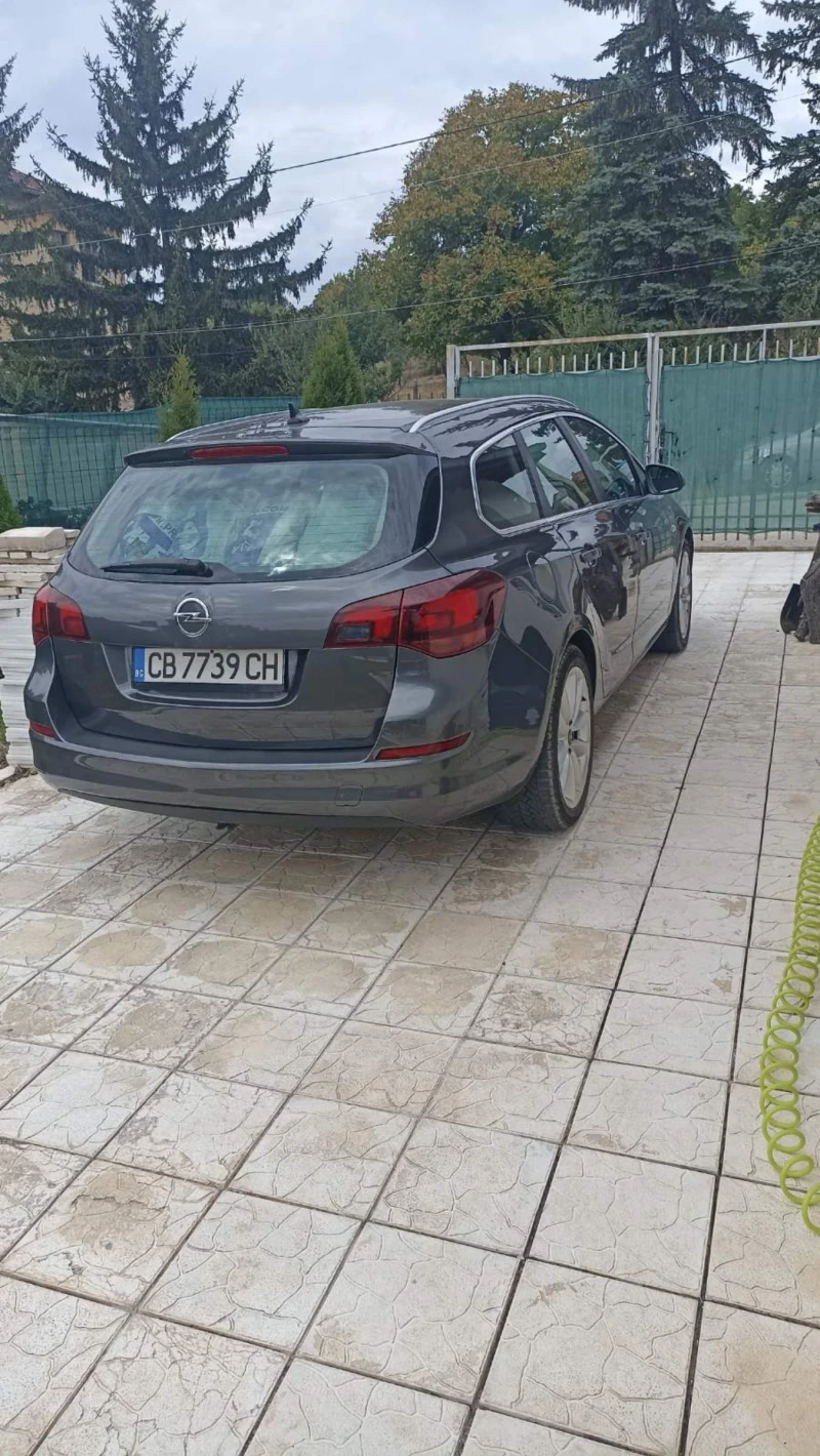 Opel Astra, снимка 4 - Автомобили и джипове - 46930835