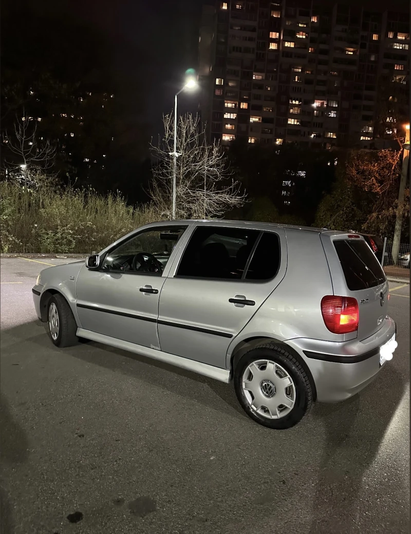 VW Polo 1.4 Климатик!, снимка 2 - Автомобили и джипове - 48215912