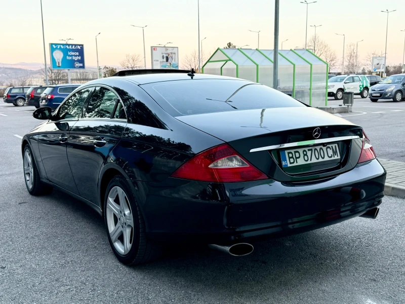 Mercedes-Benz CLS 320 CDI* 224кс* ВСИЧКИ ЕКСТРИ* , снимка 4 - Автомобили и джипове - 49088205