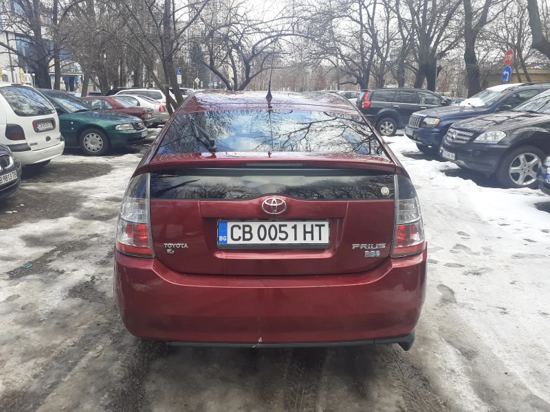 Toyota Prius 1.5, снимка 4 - Автомобили и джипове - 49270819