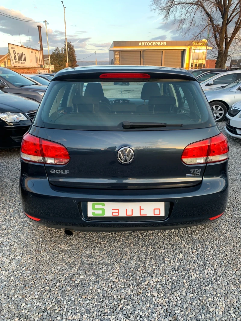 VW Golf 1.6TDI, снимка 4 - Автомобили и джипове - 49354116