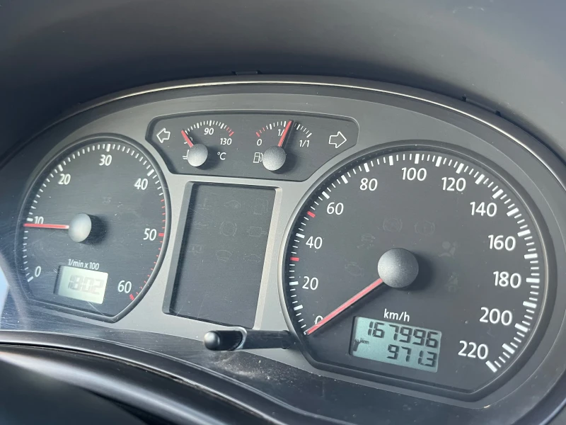 VW Polo 1.4 TDI, снимка 16 - Автомобили и джипове - 50791932