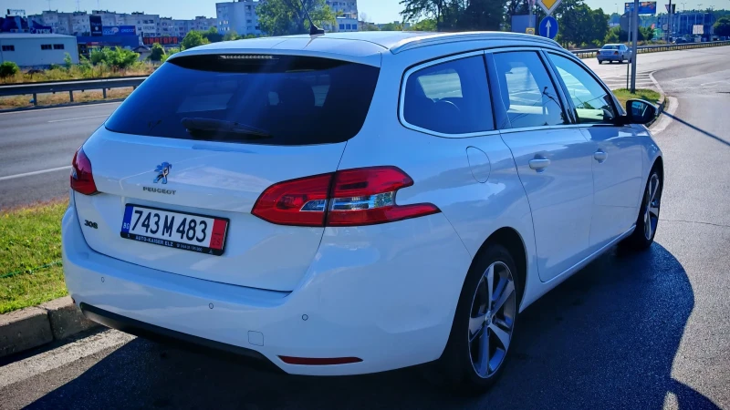 Peugeot 308 1.6HDI-120k.ТОП СЪСТОЯНИЕ СЕРВИЗНА КНИЖКА , снимка 5 - Автомобили и джипове - 50891527