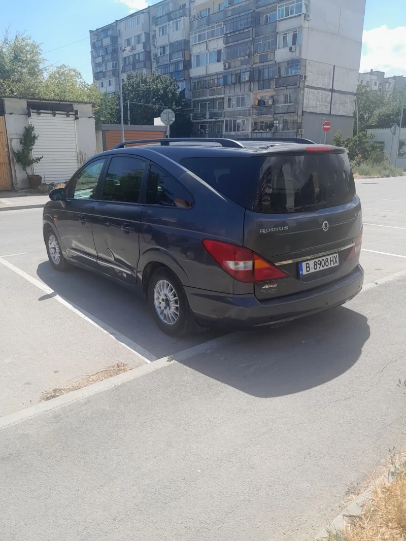 SsangYong Rodius 2.7cdi, снимка 3 - Автомобили и джипове - 50988079