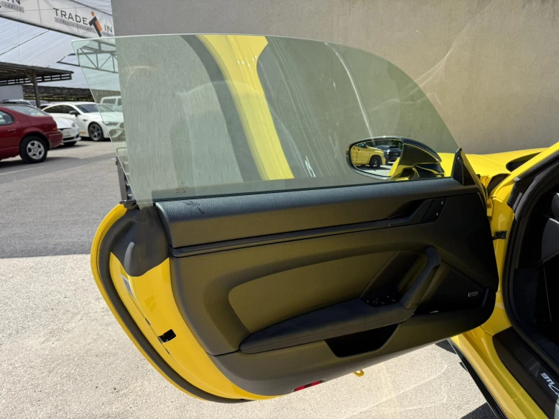 Porsche 911 CARRERA 4 GTS CARBON/CERAMIC, снимка 8 - Автомобили и джипове - 51520947