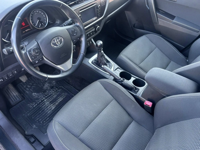 Toyota Auris 1.6 БЕНЗИН  EURO5, снимка 9 - Автомобили и джипове - 52807338