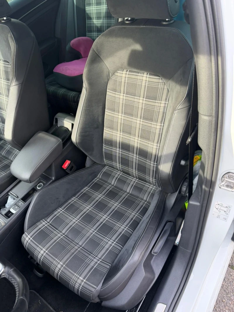 VW Golf 2.0TDI GTD FULL MAX ПАНОРАМА ДИСТРОНИК КЕЙЛЕС, снимка 4 - Автомобили и джипове - 52851733