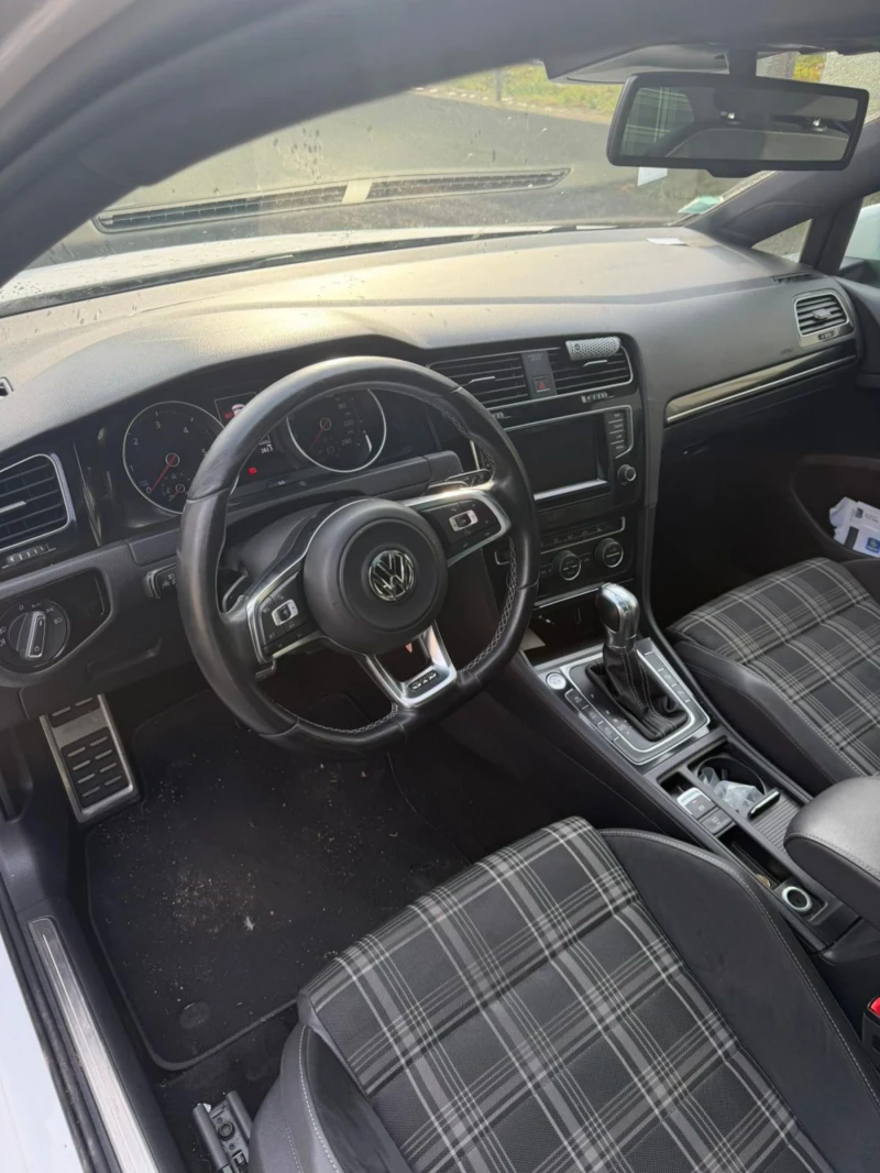 VW Golf 2.0TDI GTD FULL MAX ПАНОРАМА ДИСТРОНИК КЕЙЛЕС, снимка 5 - Автомобили и джипове - 52851733