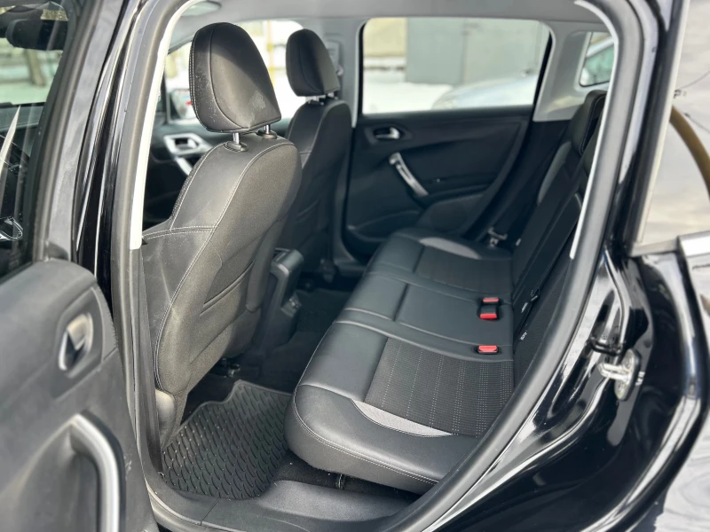 Peugeot 2008 1.6BLUEHDI-120k.c-ALLURE-2015г-ЕВРО 6-ИТАЛИЯ!, снимка 8 - Автомобили и джипове - 53344188