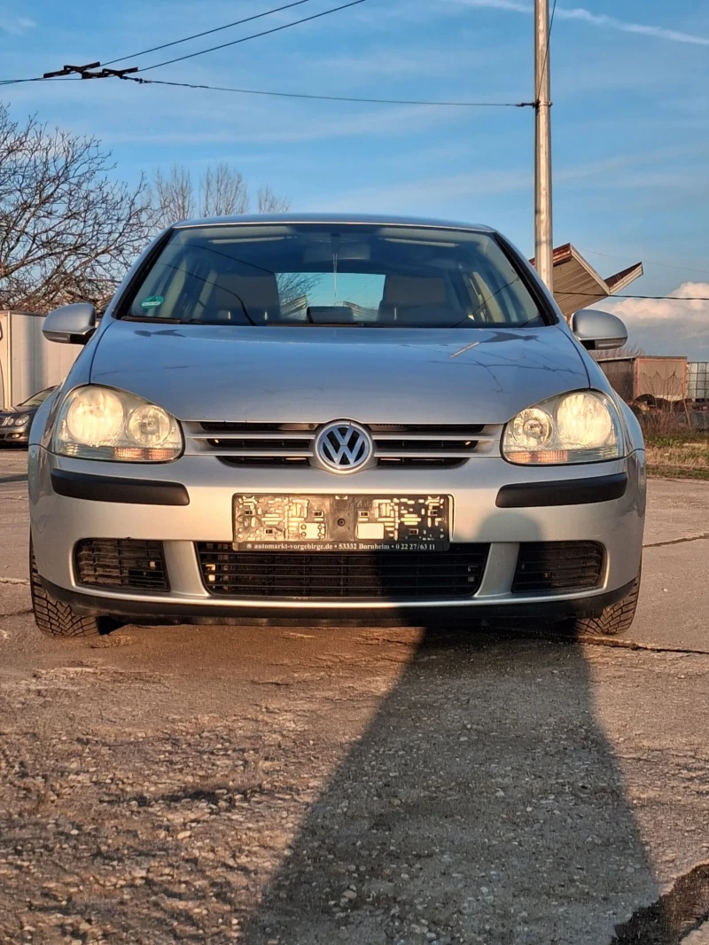 VW Golf 1.6 бензин