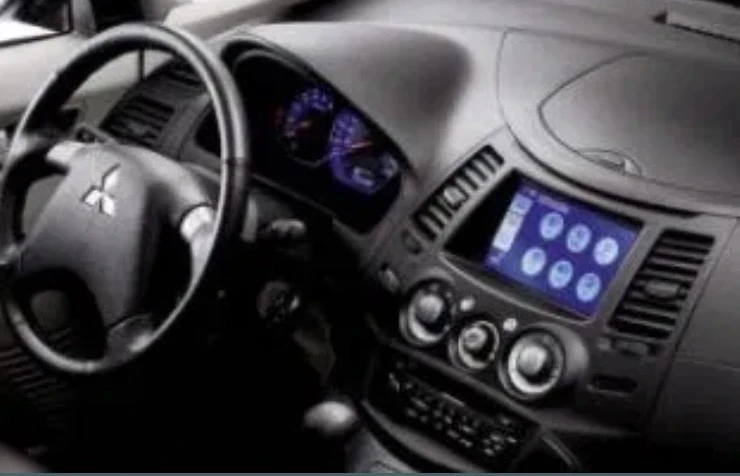 Mitsubishi Grandis, снимка 10 - Автомобили и джипове - 56274144