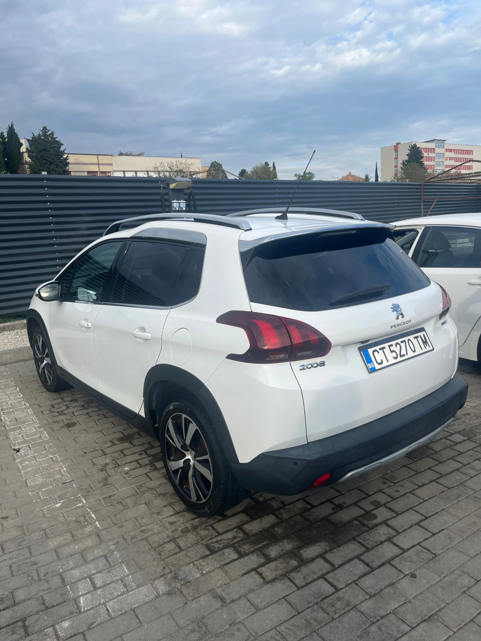 Peugeot 2008 1.2PureTech - изображение 4