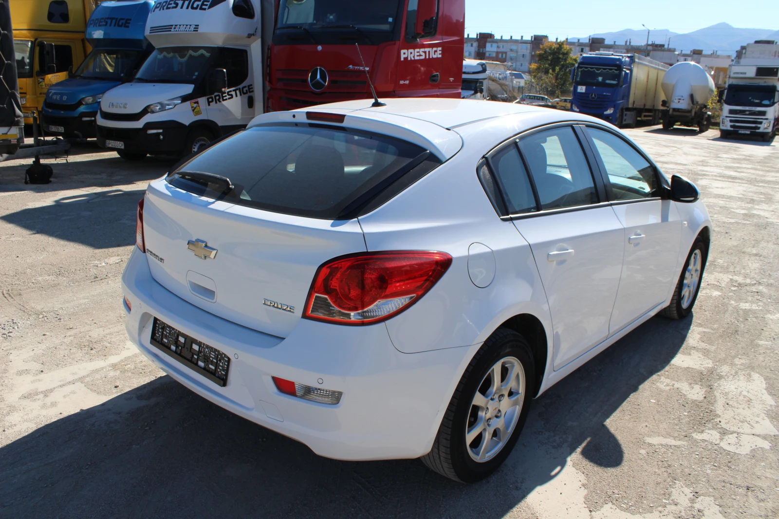 Chevrolet Cruze 1.7D  - изображение 4