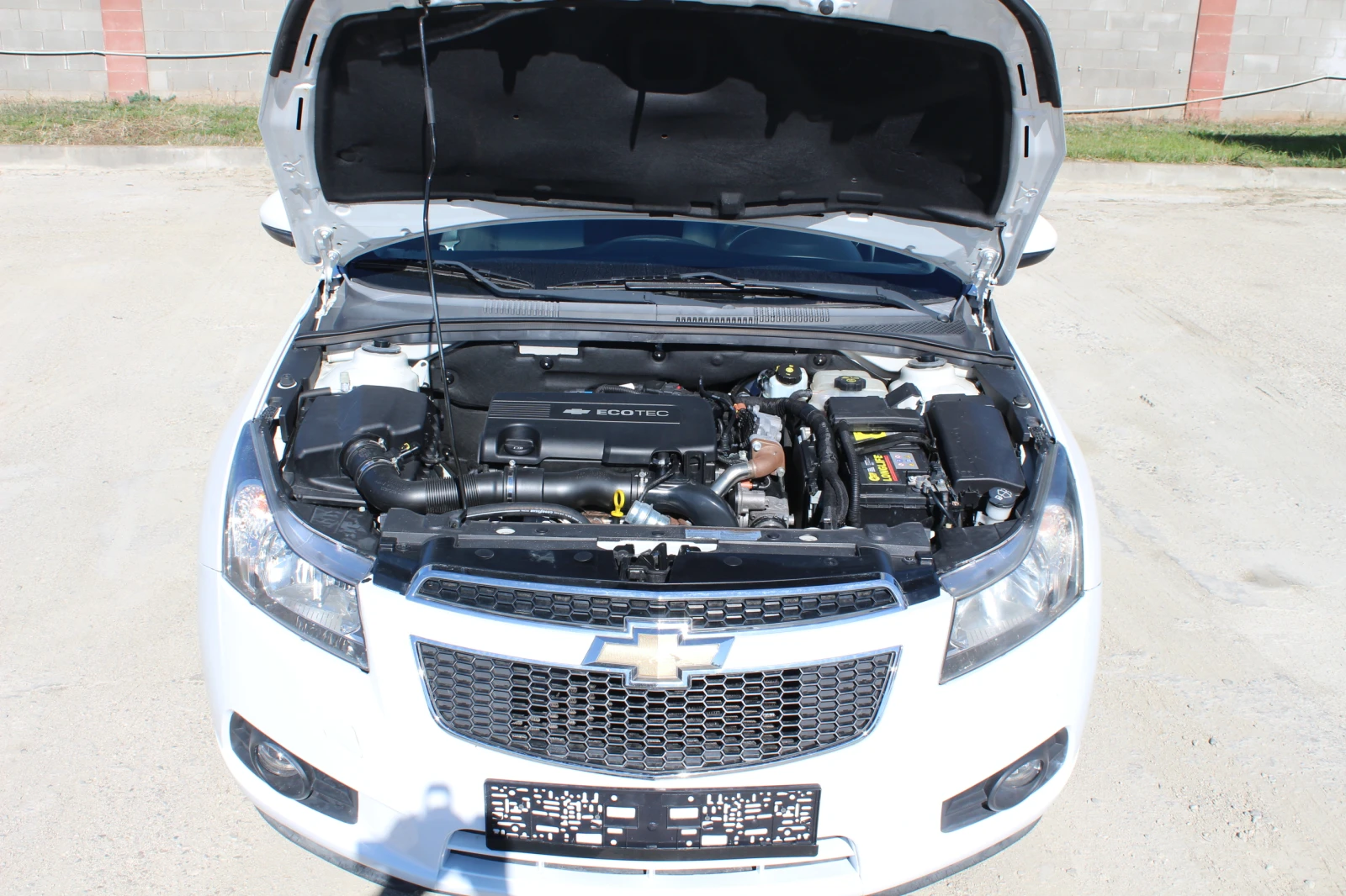Chevrolet Cruze 1.7D  | Mobile.bg — изображение 16