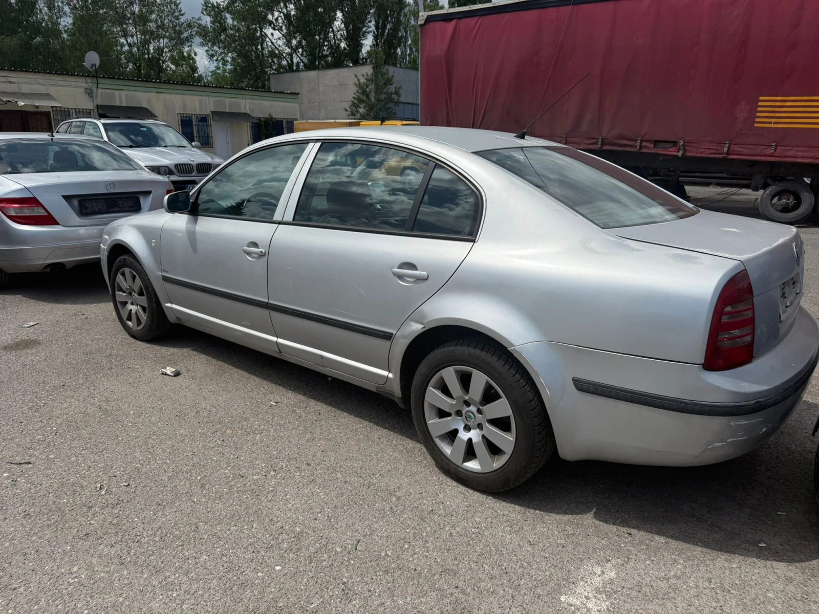 Skoda Superb 1.9tdi - изображение 4