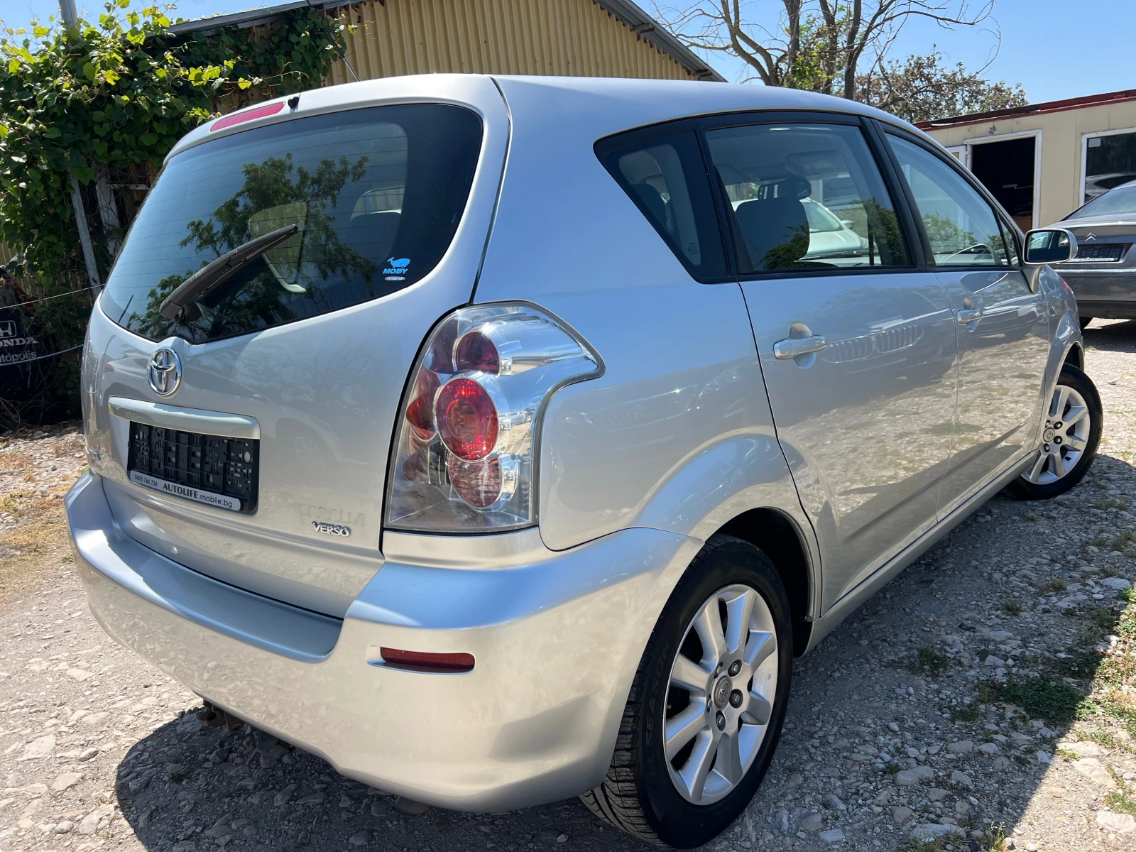 Toyota Corolla verso 1.8VVT-I 6+ 1 TEGLICH - изображение 2