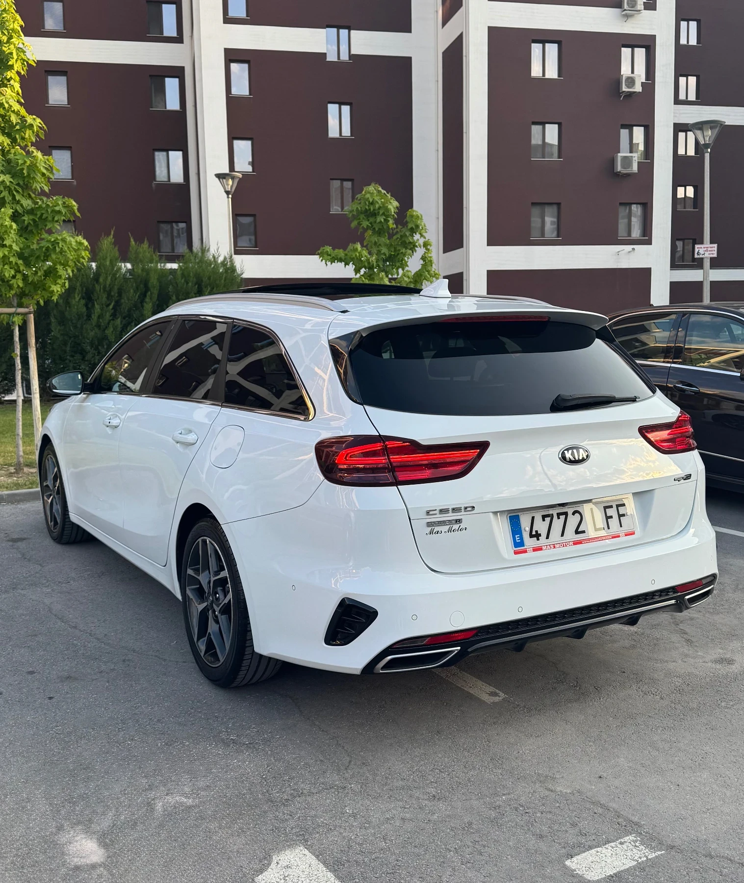 Kia Ceed 1.6 CRDI GT Line - изображение 7