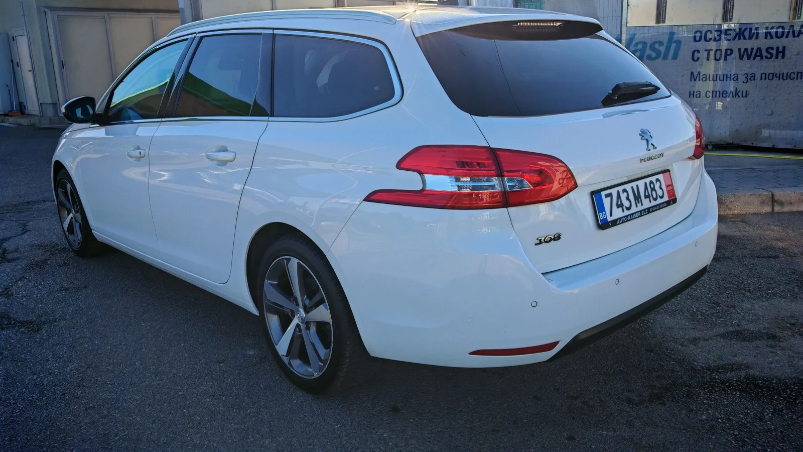 Peugeot 308 1.6HDI-120k.ТОП СЪСТОЯНИЕ СЕРВИЗНА КНИЖКА  - изображение 6