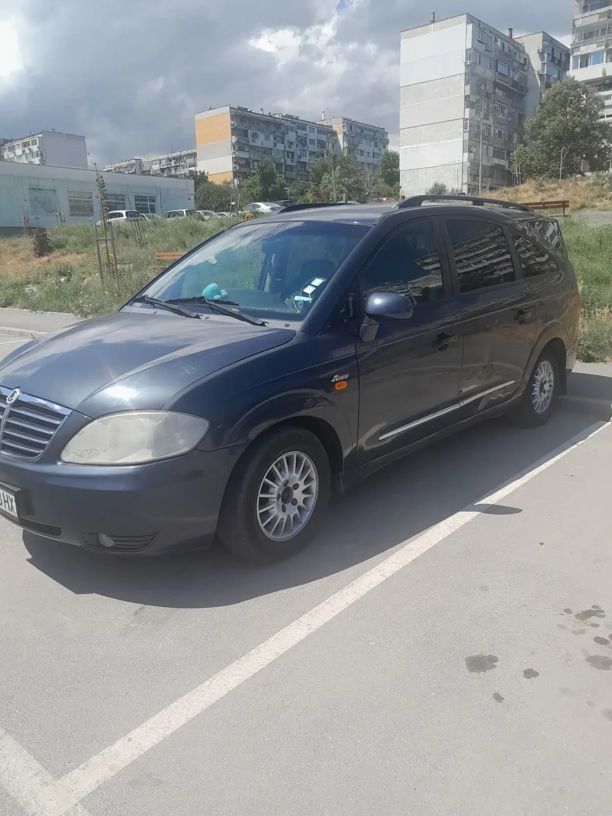 SsangYong Rodius 2.7cdi - изображение 2