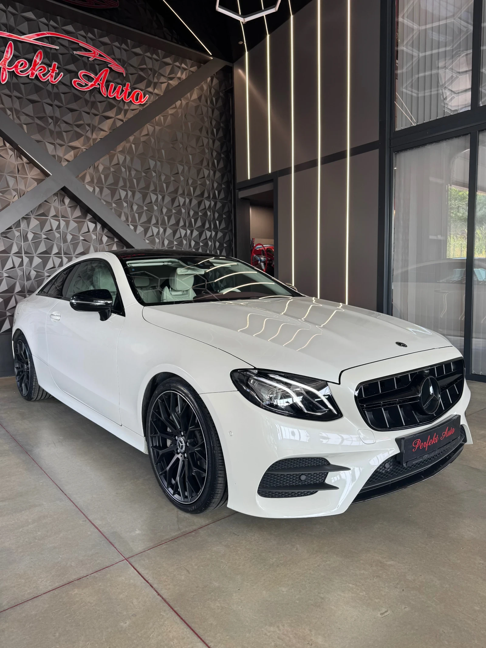 Mercedes-Benz E 350 d COUPE 4 MATIC * AMG * HEAD UP *  *  | Mobile.bg   1