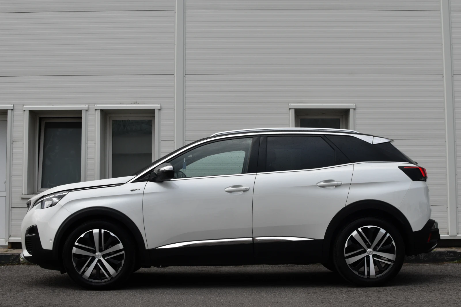 Peugeot 3008 2.0 HDI GT Line * Distronic* * Keyless*  - изображение 9