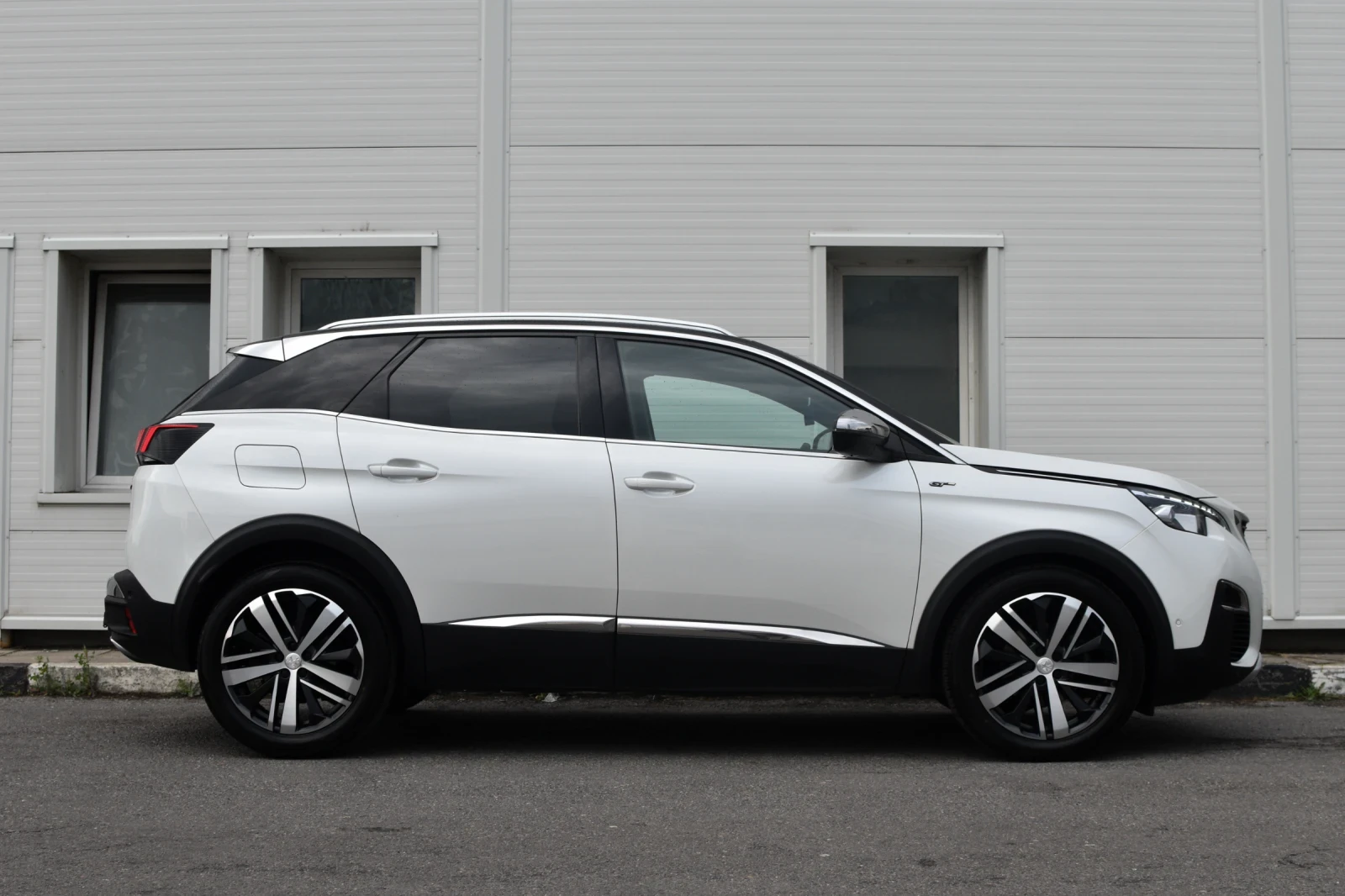 Peugeot 3008 2.0 HDI GT Line * Distronic* * Keyless*  - изображение 5