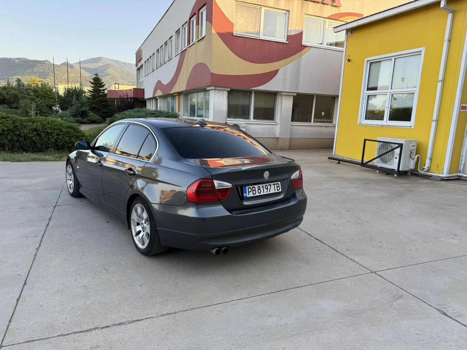 BMW 325  - изображение 4