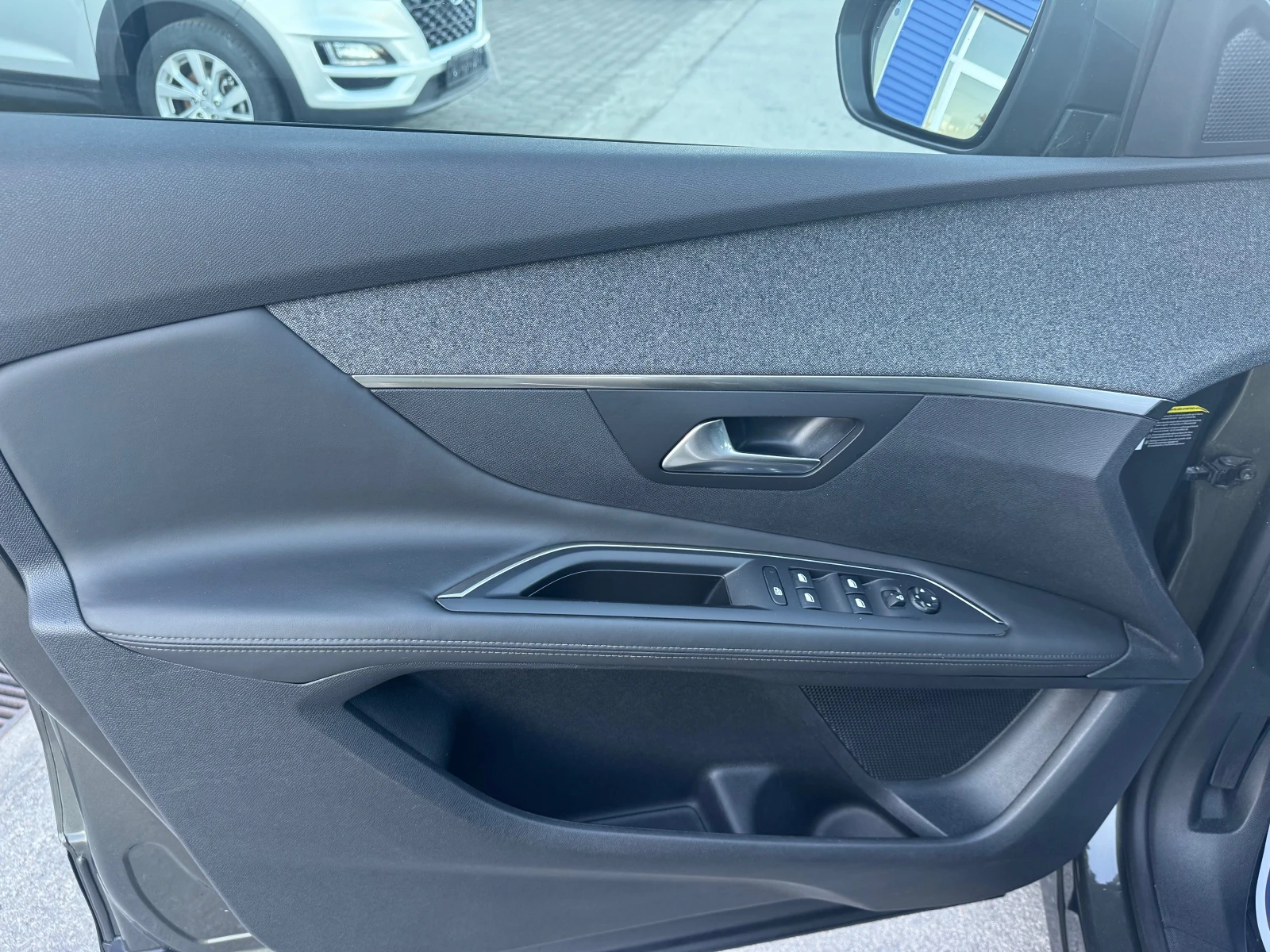 Peugeot 3008 1.6HDI 120kc ALLURE | Mobile.bg   13