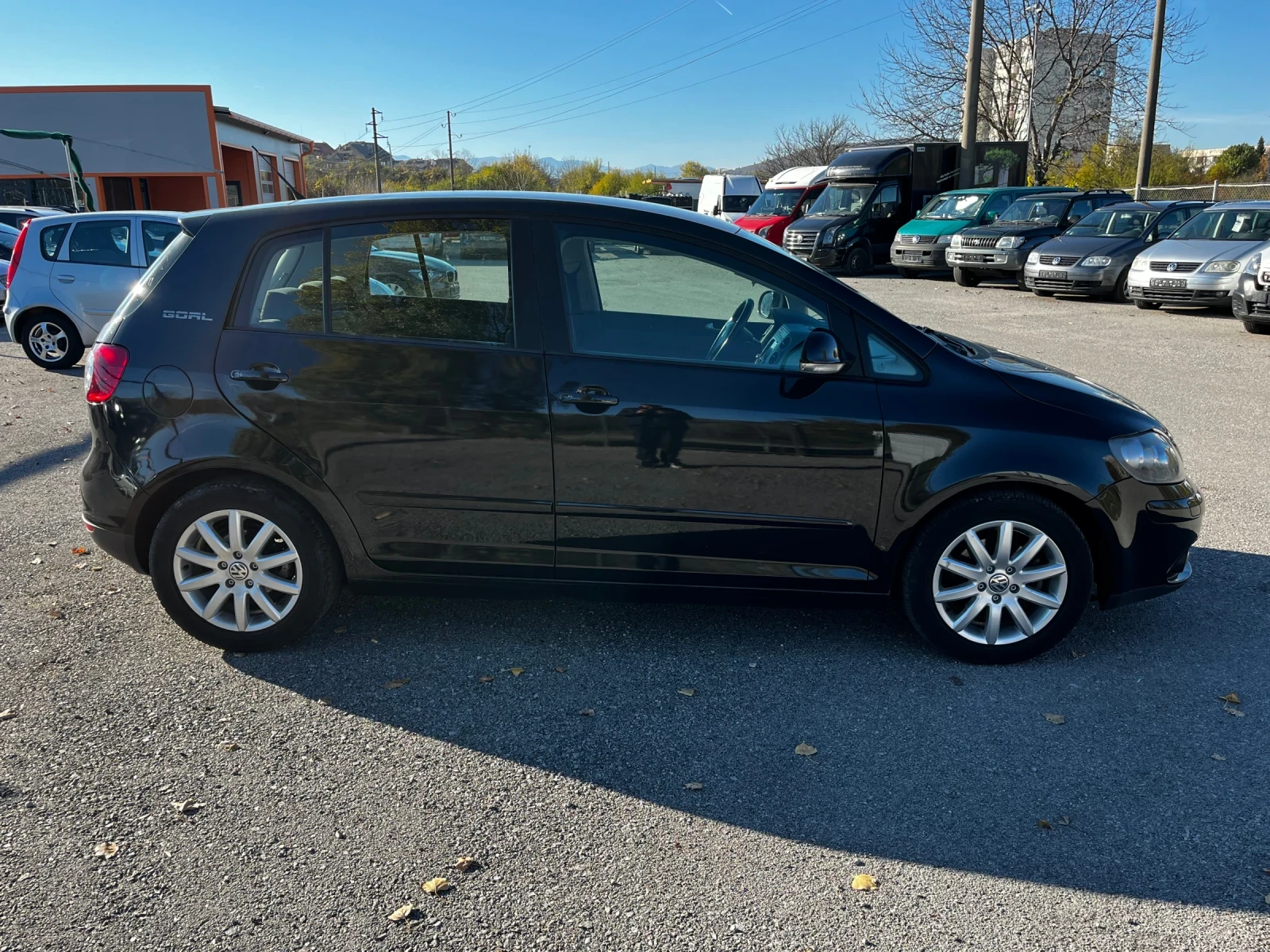 VW Golf Plus 1.9TDi 105кс 6ск GOAL - изображение 6