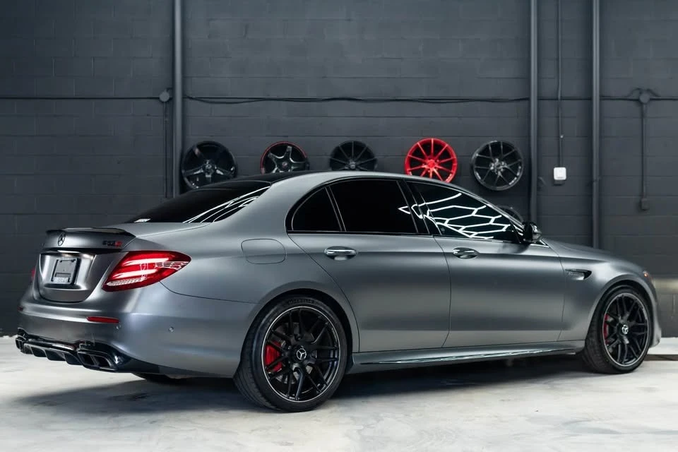 Mercedes-Benz E 63 AMG S 4MATIC+ * * CARFAX * *  * *  | Mobile.bg   9