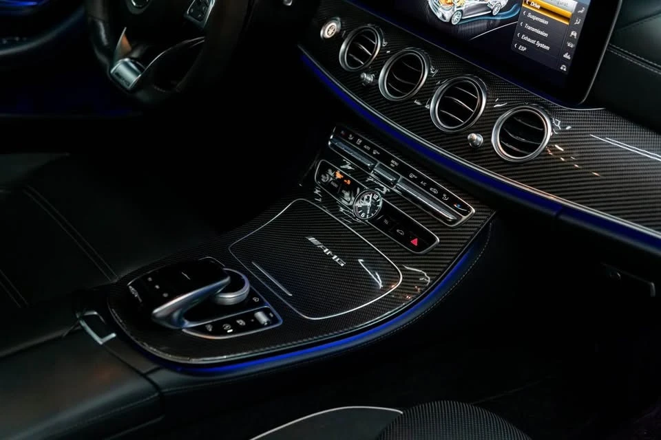 Mercedes-Benz E 63 AMG S 4MATIC+ * * CARFAX * *  * *  | Mobile.bg   15