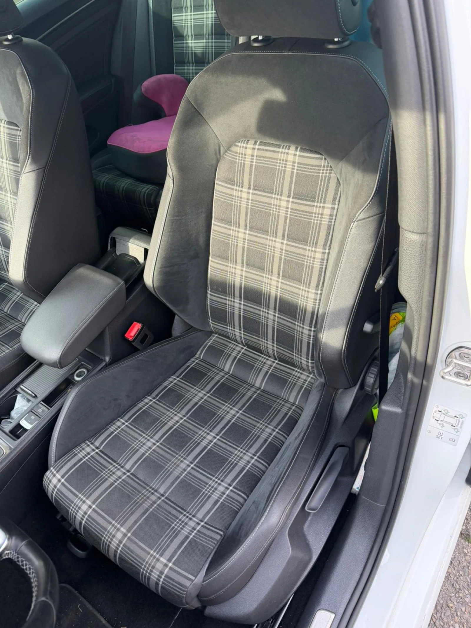 VW Golf 2.0TDI GTD FULL MAX ПАНОРАМА ДИСТРОНИК КЕЙЛЕС - изображение 4