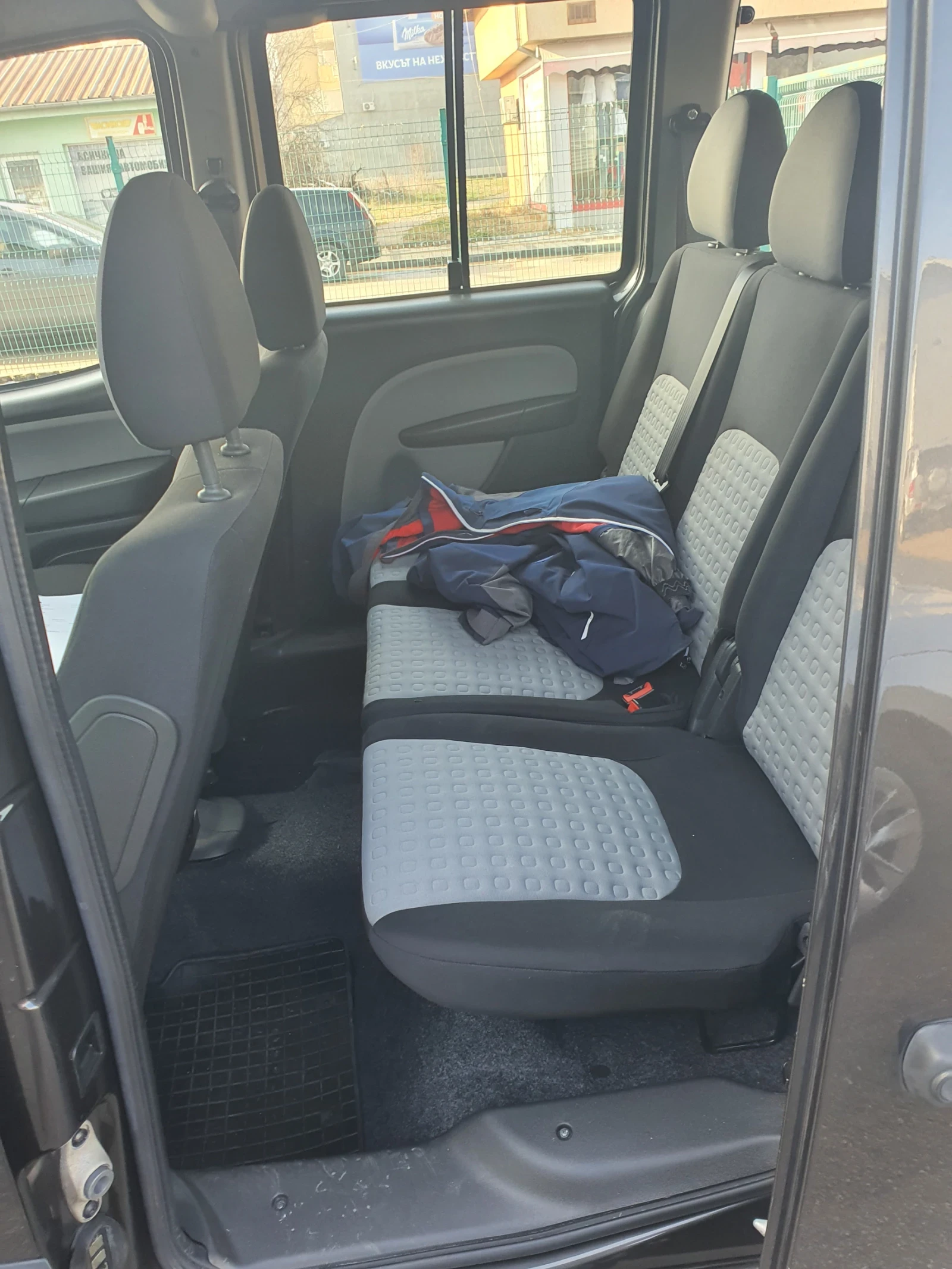 Fiat Doblo 1.4 - изображение 2