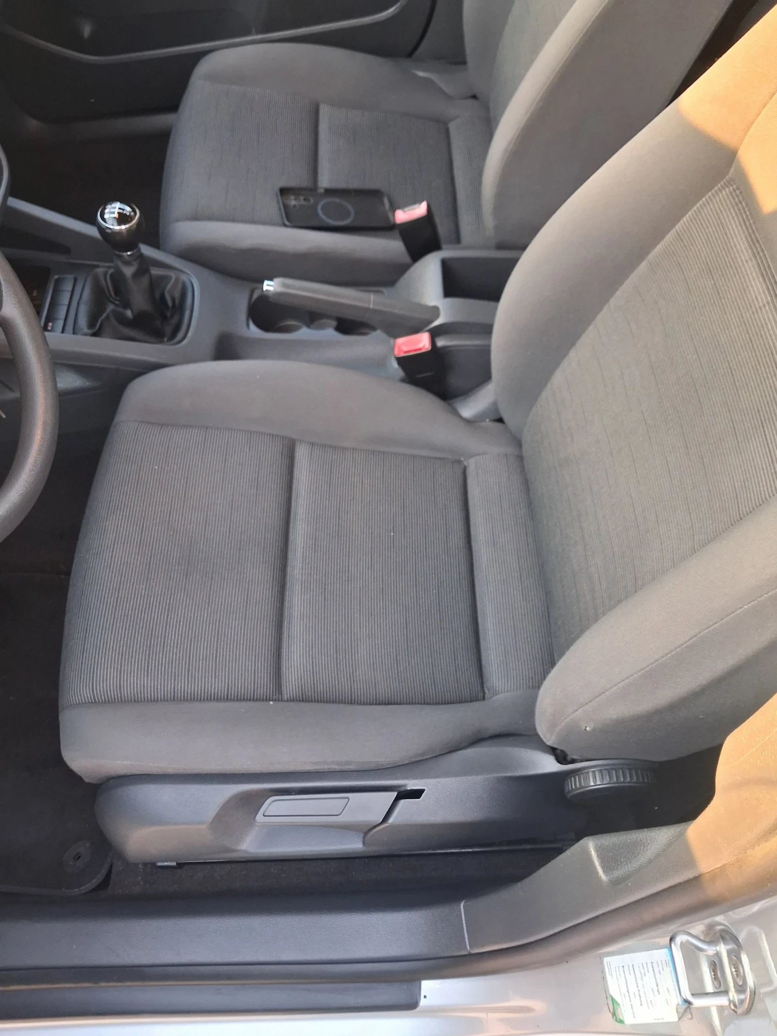 VW Golf 1.6 бензин - изображение 5