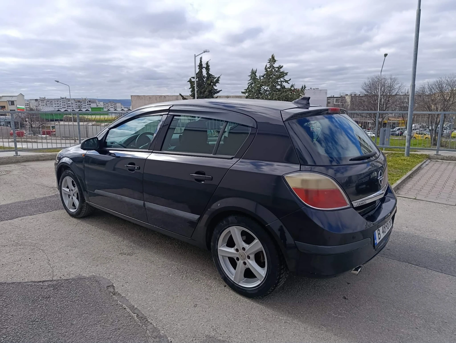 Opel Astra, снимка 7 - Автомобили и джипове - 53773893