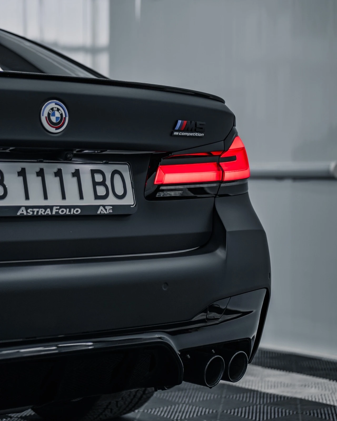 BMW M5 COMPETITION 4X4, снимка 14 - Автомобили и джипове - 53916652