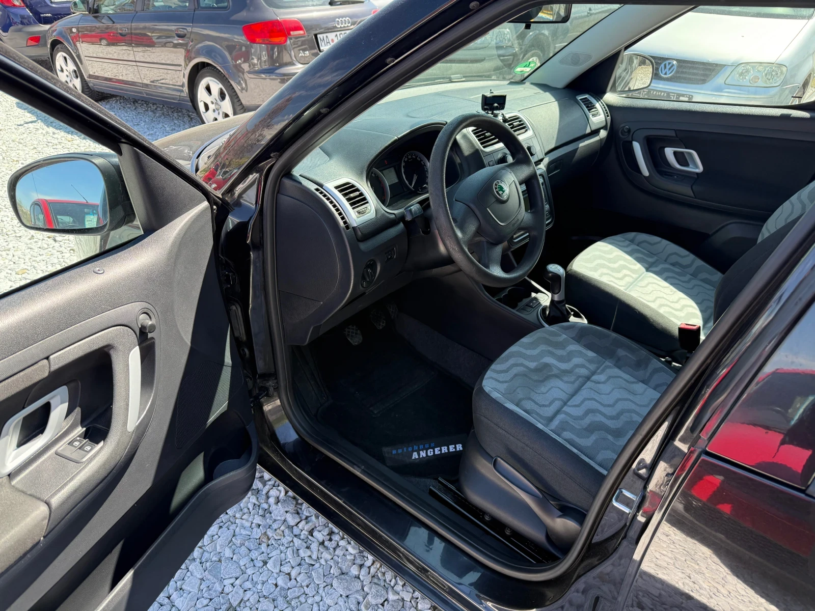 Skoda Roomster 1.9tdi 105кс 235000км Внос от Германия, снимка 11 - Автомобили и джипове - 54156757