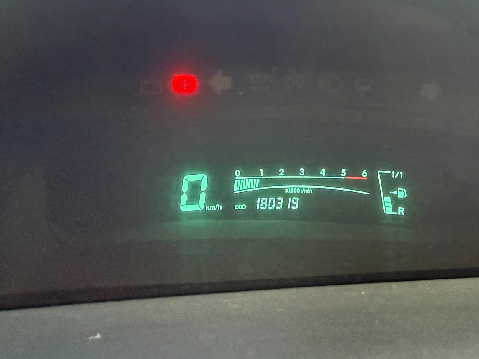 Toyota Yaris 1.4 d4d NAVI- ОТЛИЧНО СЪСТОЯНИЕ, снимка 13 - Автомобили и джипове - 54231831