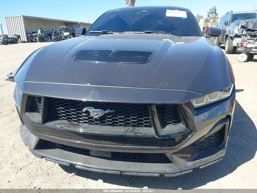 Ford Mustang 5.0l Gt Fastback, снимка 13 - Автомобили и джипове - 54244317