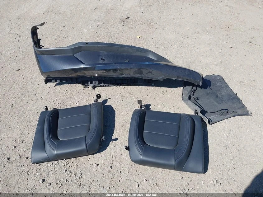 Ford Mustang 5.0l Gt Fastback, снимка 12 - Автомобили и джипове - 54244317