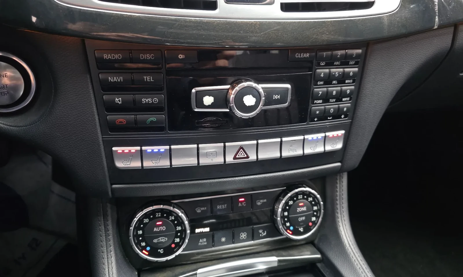 Mercedes-Benz CLS 350 OБДУХВАНЕ* БЕЗ ЩЕТИ, снимка 14 - Автомобили и джипове - 54422004