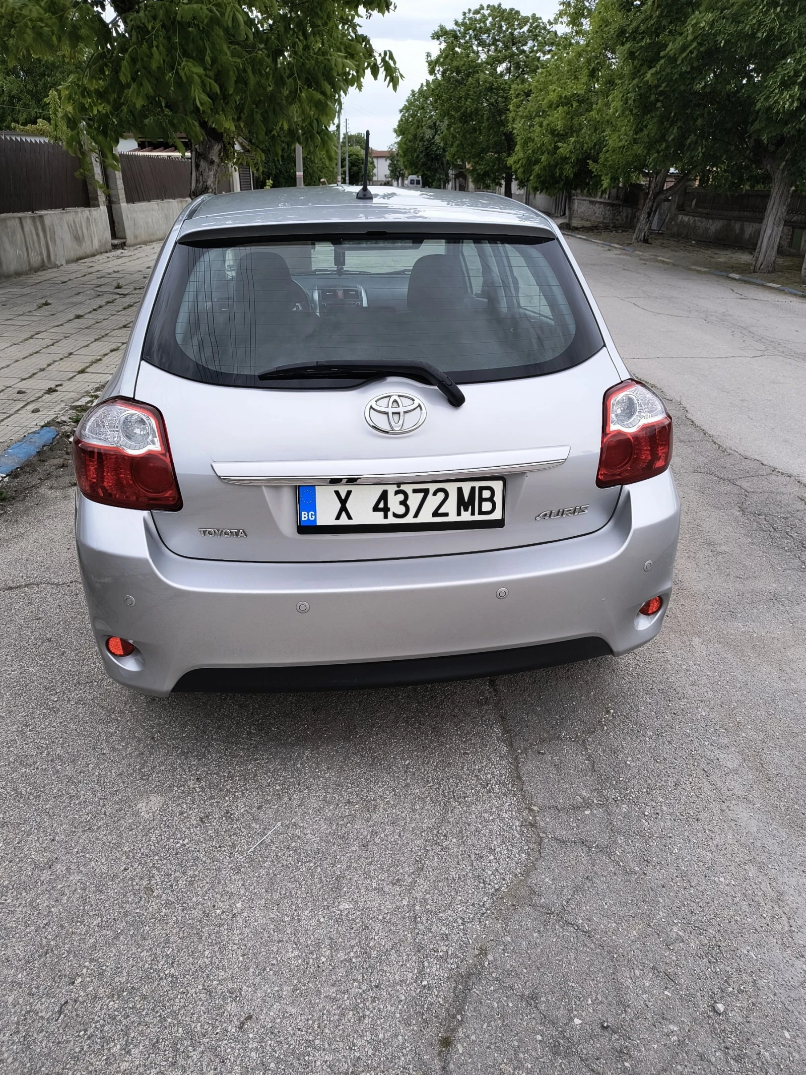 Toyota Auris 1.4D4D 90 k.с., снимка 3 - Автомобили и джипове - 54575020