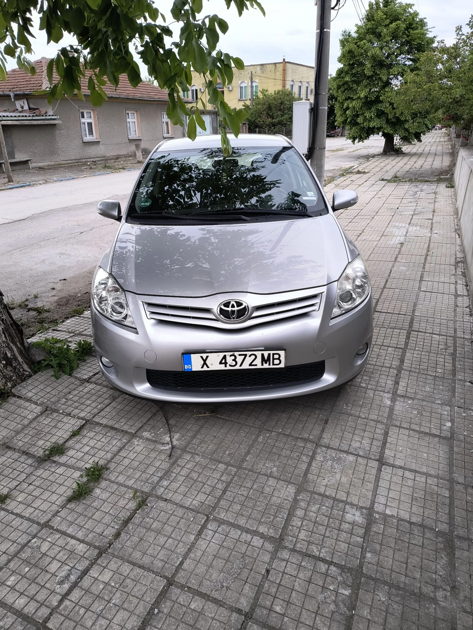 Toyota Auris 1.4D4D 90 k.с.