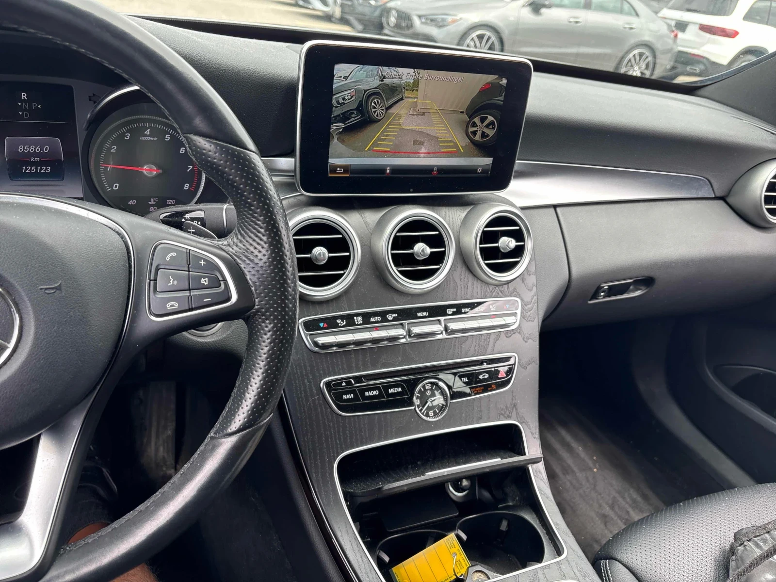 Mercedes-Benz C 300 CARFAX, снимка 8 - Автомобили и джипове - 54980711